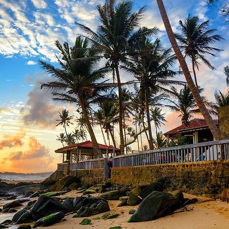 Shanthi Beach Resort Unawatuna Eksteriør billede
