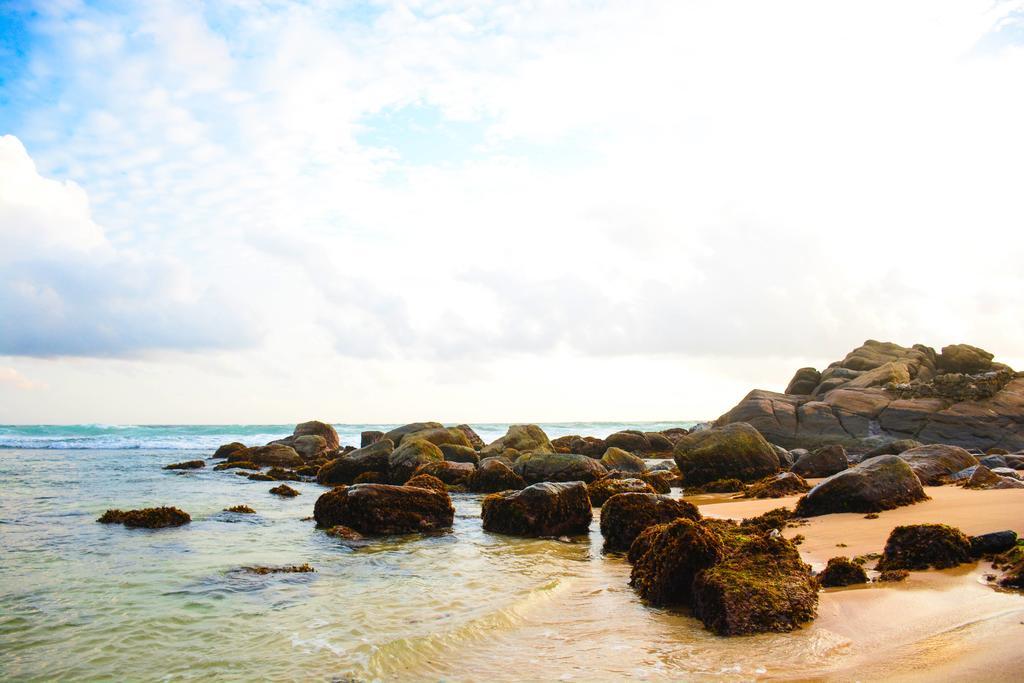 Shanthi Beach Resort Unawatuna Eksteriør billede