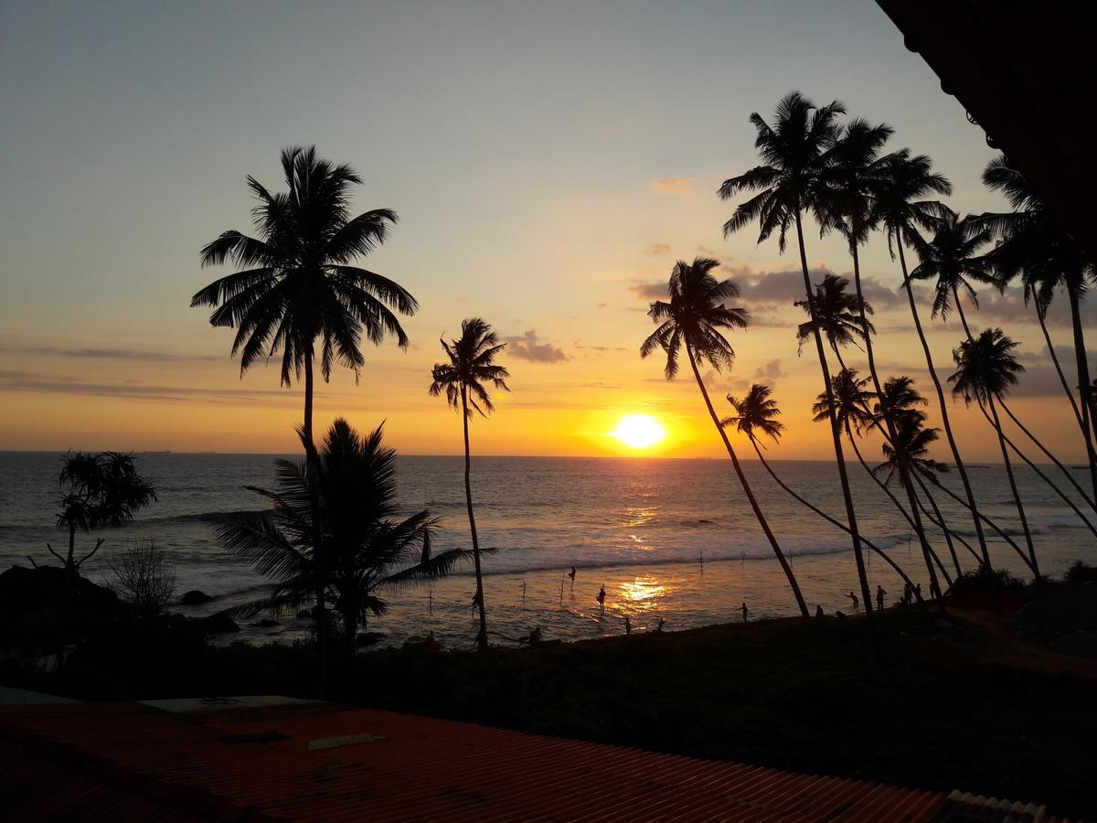Shanthi Beach Resort Unawatuna Eksteriør billede